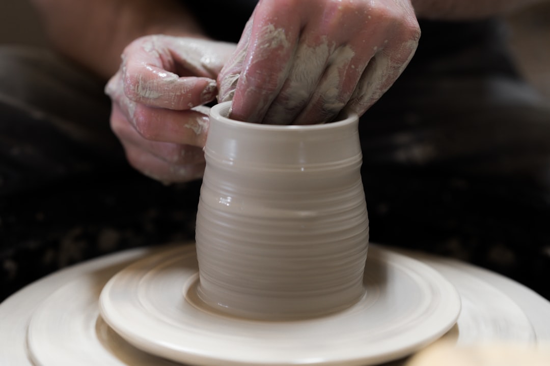 Is Lacquerware (Urushi) Safe? | Food Safety & Kintsugi Repair Guide