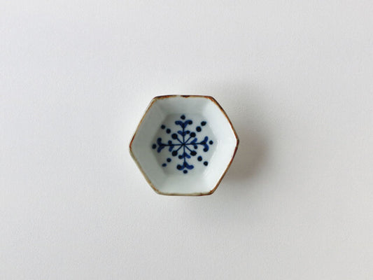 六角小付け 波佐見焼 染付花菱