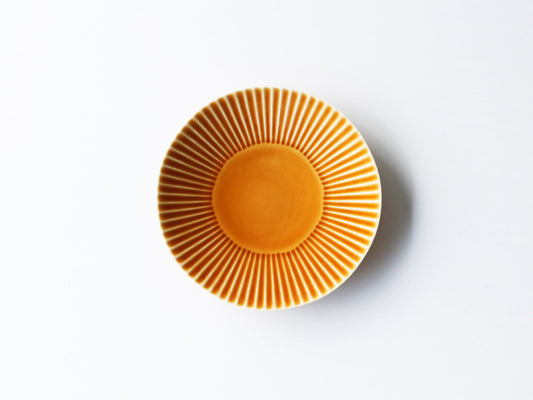 色釉 しのぎ 中皿 波佐見焼 キャメル