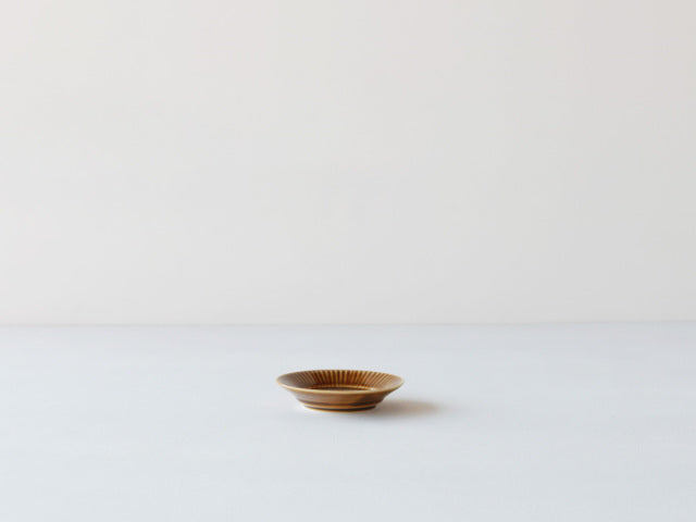 キャメル釉 / オリーブ釉 しのぎ 豆皿 有田焼 オリーブ