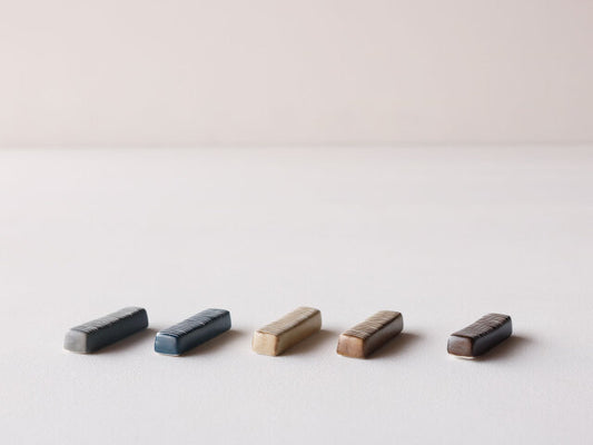 シャビラック 箸置き 波佐見焼 キャメル