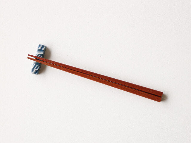 シャビラック 箸置き 波佐見焼 キャメル