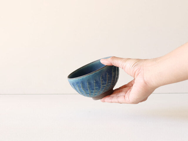 窯変 ねじり縞 茶碗 大 波佐見焼 ブルー
